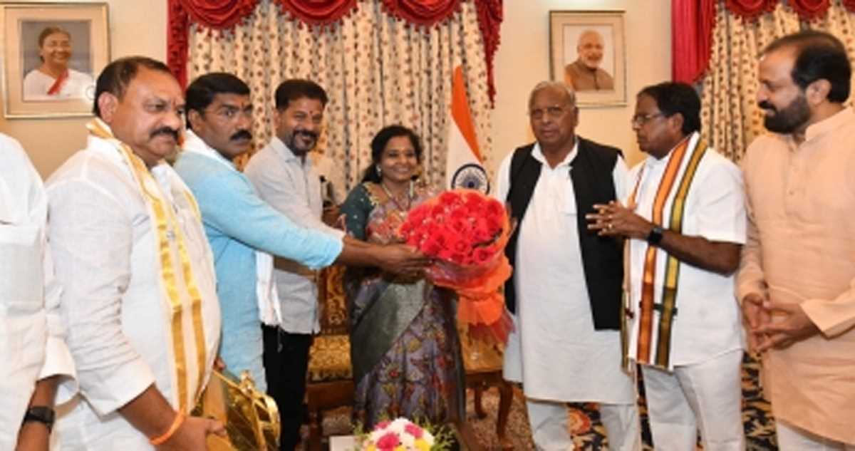 टीएसपीएससी पेपर लीक : कांग्रेस की तेलंगाना के राज्यपाल से अपील, विशेष शक्तियों का इस्तेमाल करें टीएसपीएससी पेपर लीक : कांग्रेस की तेलंगाना के राज्यपाल से अपील, विशेष शक्तियों का इस्तेमाल करें